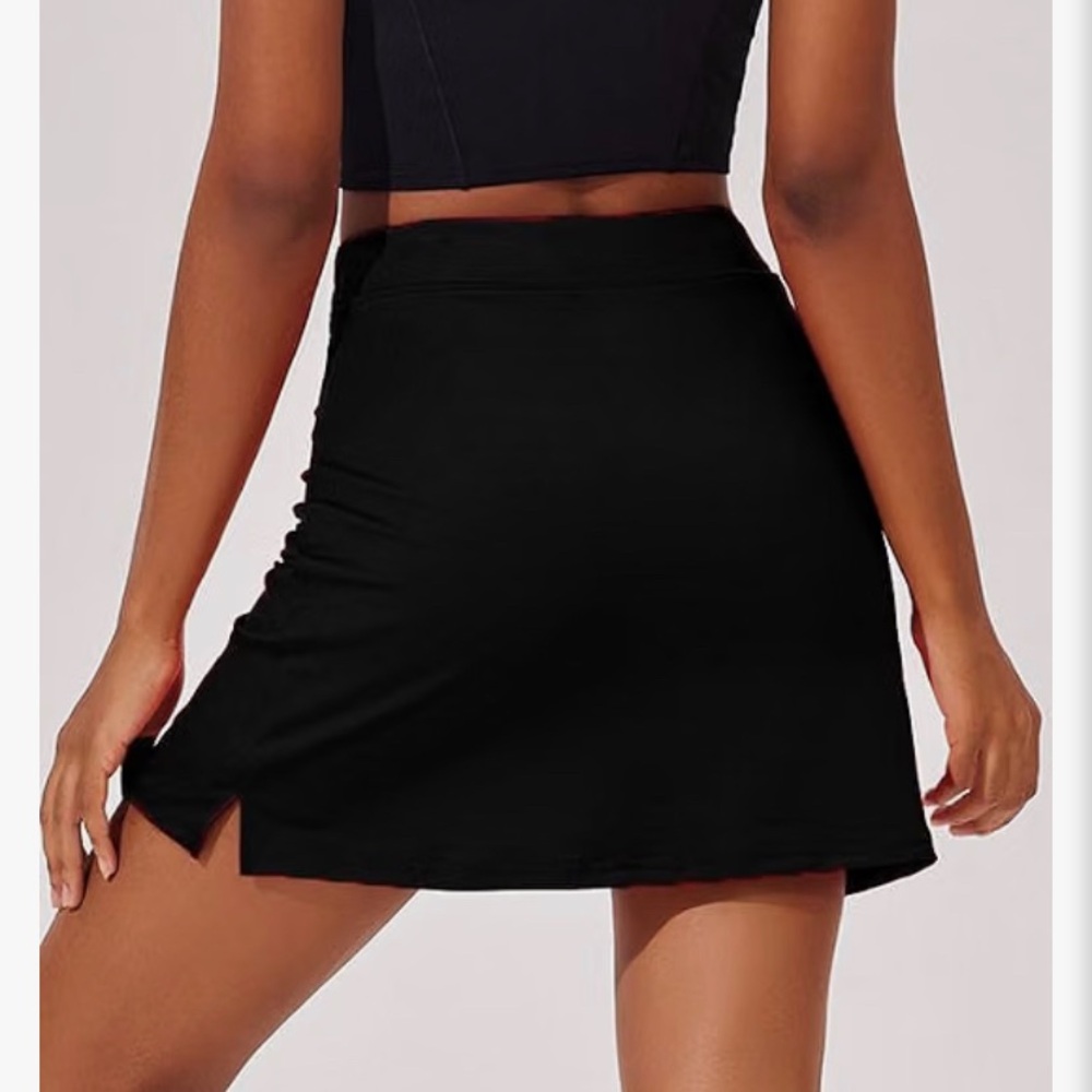 NWOT Skort Black 16” A-Line MEDIUM - Picture 2 of 8
